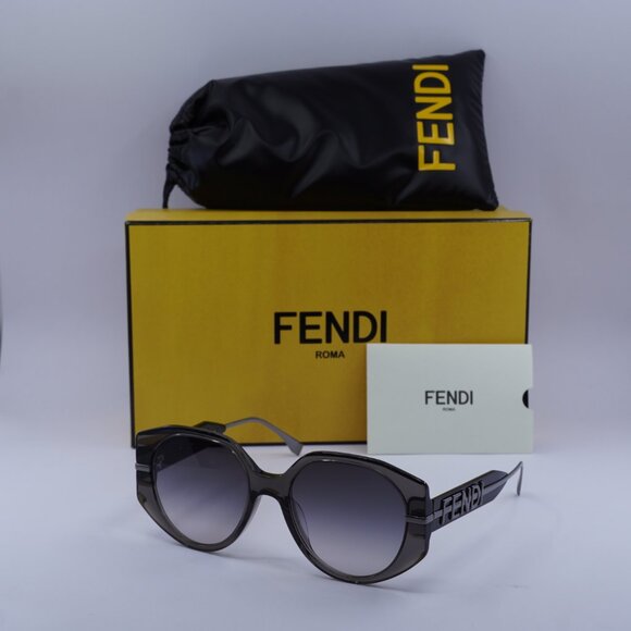 Fendi FE40083U 20B Sunglasses Shiny Grey Butterfly Frame, Smoke Lenses main image 10